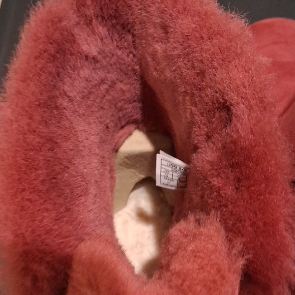 UGG Red Mini Bailey Bow Boots - Picture 12 of 14